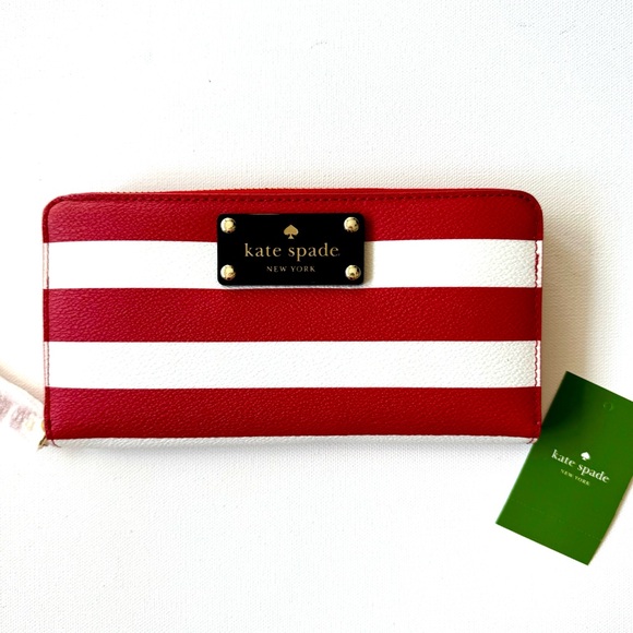 NWT || Kate Spade Wallet - Picture 1 of 4